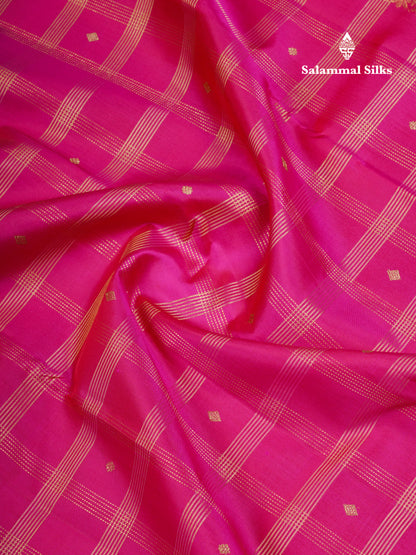 Beautiful Dual Tone Pink Pure Kanjivaram Silk Saree With Traditional Border