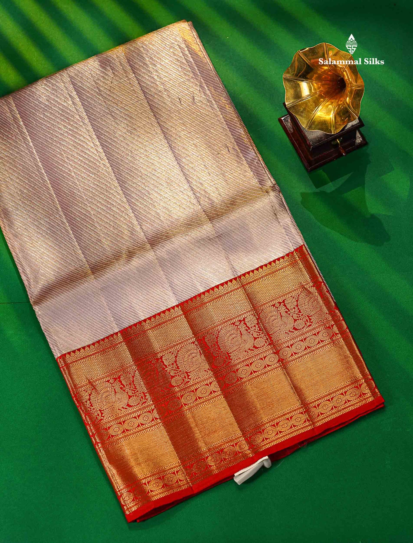 Lavender 2G Zari Pure Kanjivaram Silk Saree with Contrast Red Border
