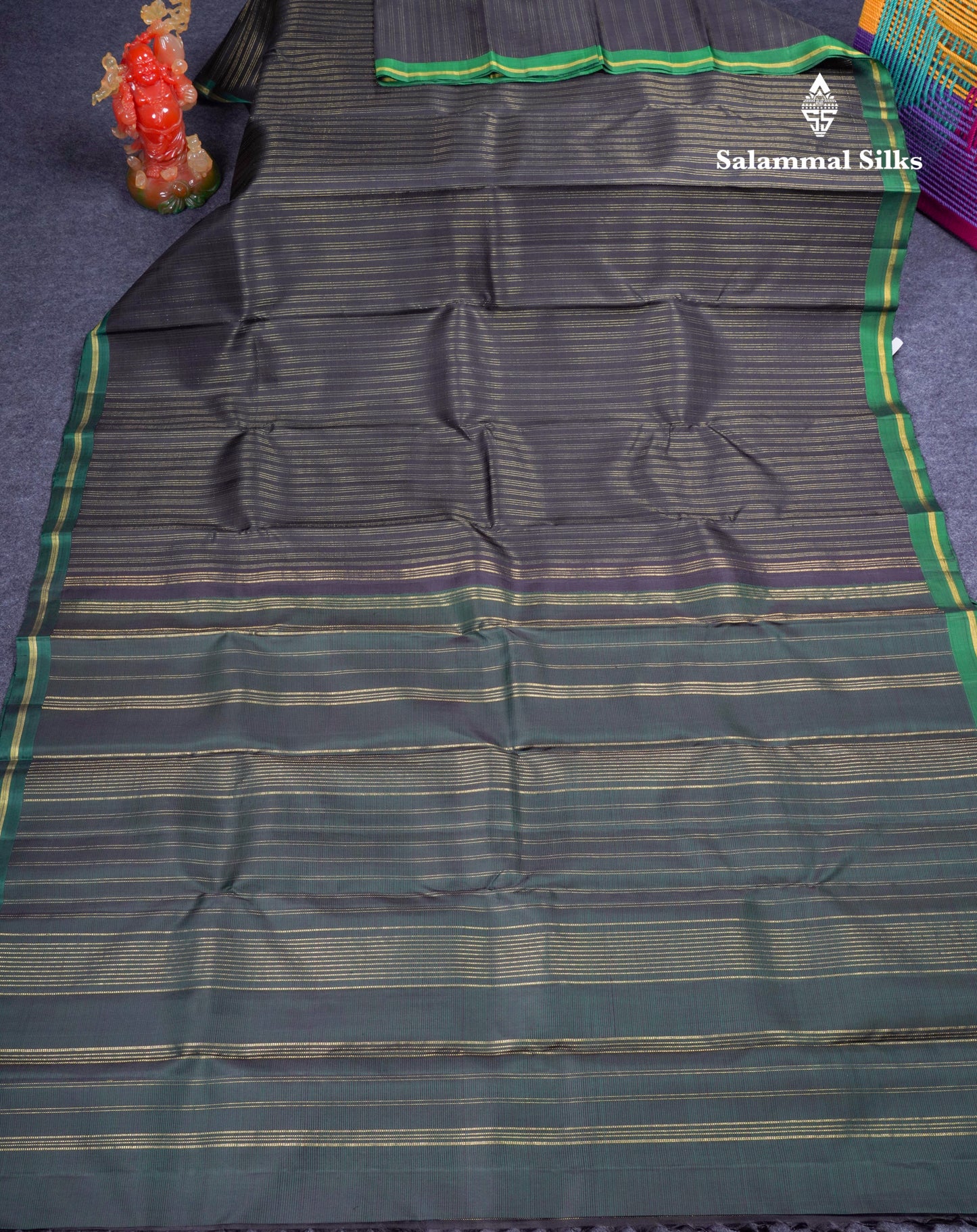 Beautiful Black Pure Kanjivaram Silk Saree With Contrast Bottle Green Small Border