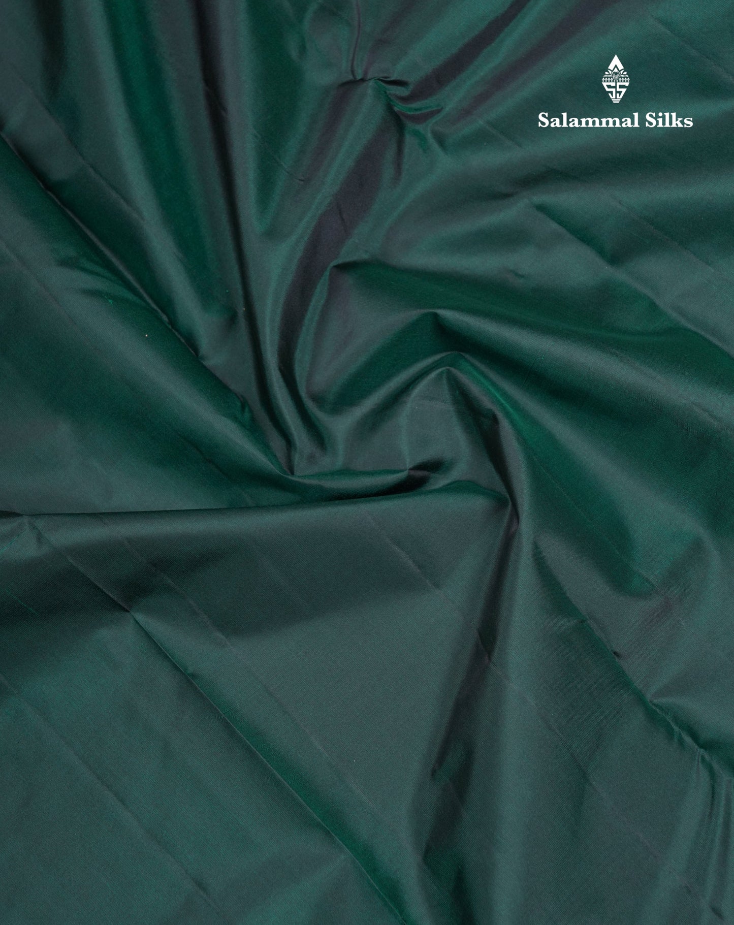 Beautiful Bottle Green Plain Pure Kanjivaram Silk Saree With Traditional Border