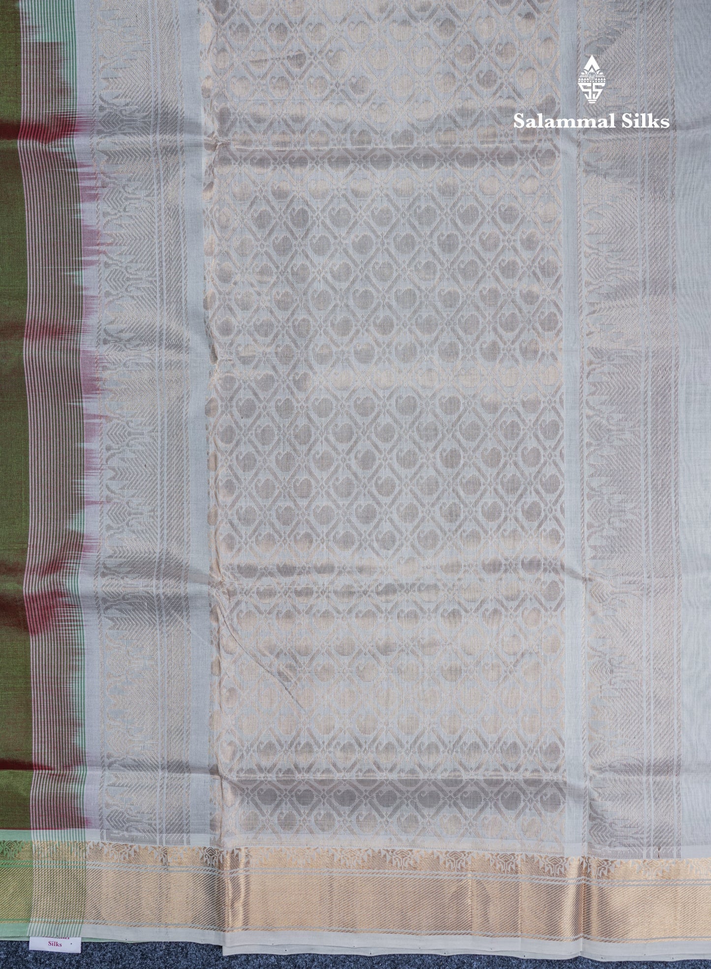 Dual Tone Green Pure Silk Cotton Saree With Contrast Beige Blouse