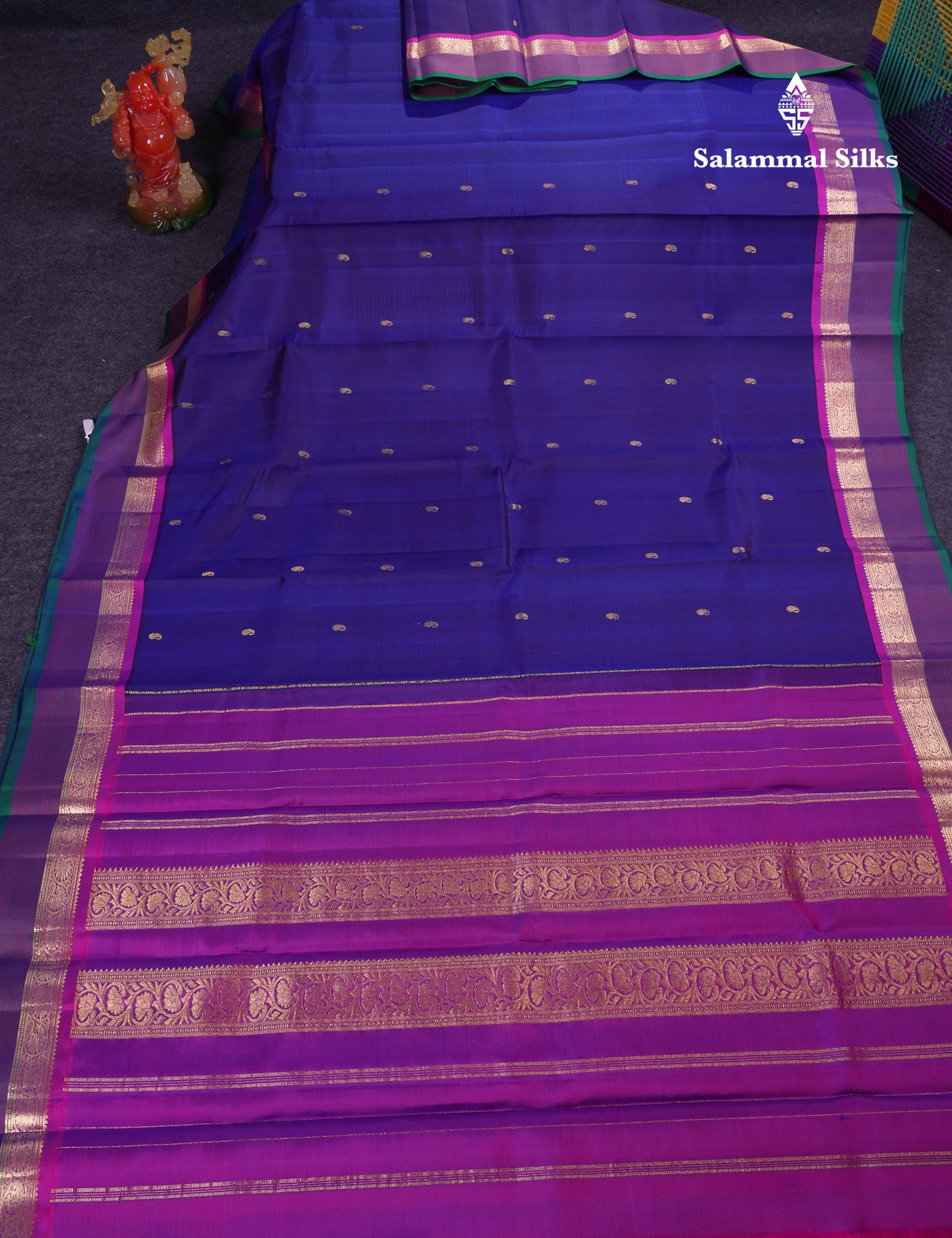 Beautiful Navy Blue Pure Kanjivaram Silk Saree With Contrast Vadamalli Traditional Border