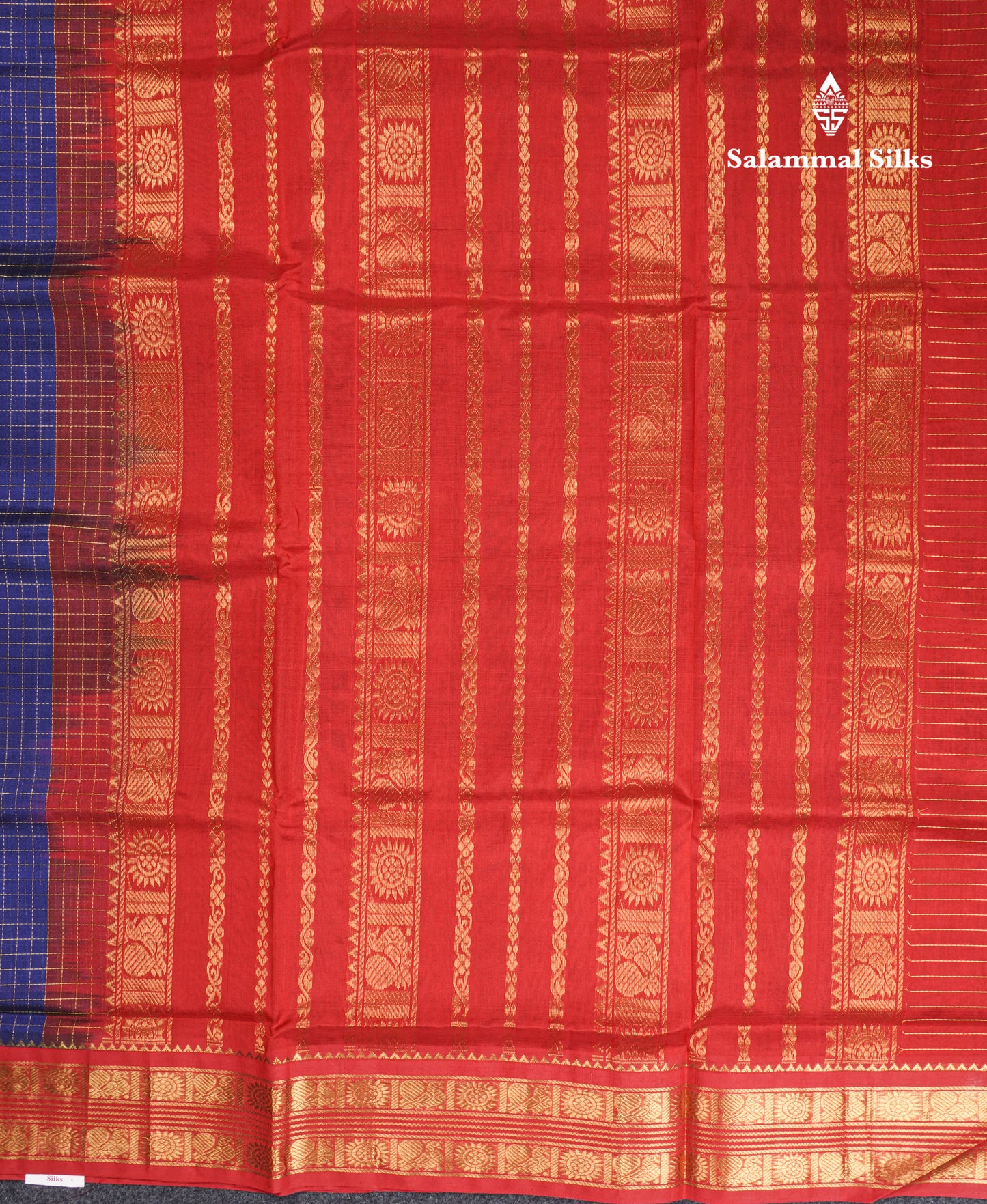 Navy Blue Small Checks Pure Silk Cotton Saree With Contrast Reddish Maroon Blouse