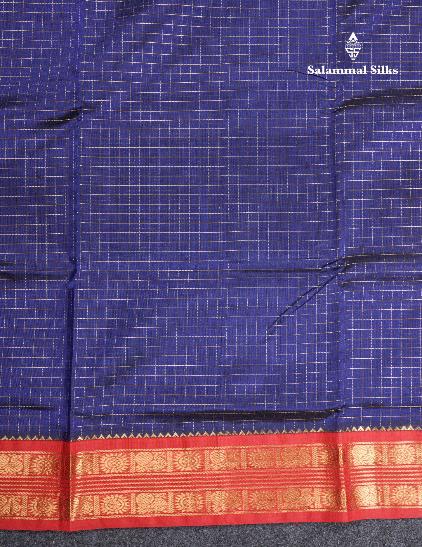 Navy Blue Small Checks Pure Silk Cotton Saree With Contrast Reddish Maroon Blouse