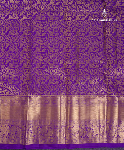 Beautiful Dark Purple Bridal Pure Kanjivaram Silk Saree With Traditional Evening Morning Border