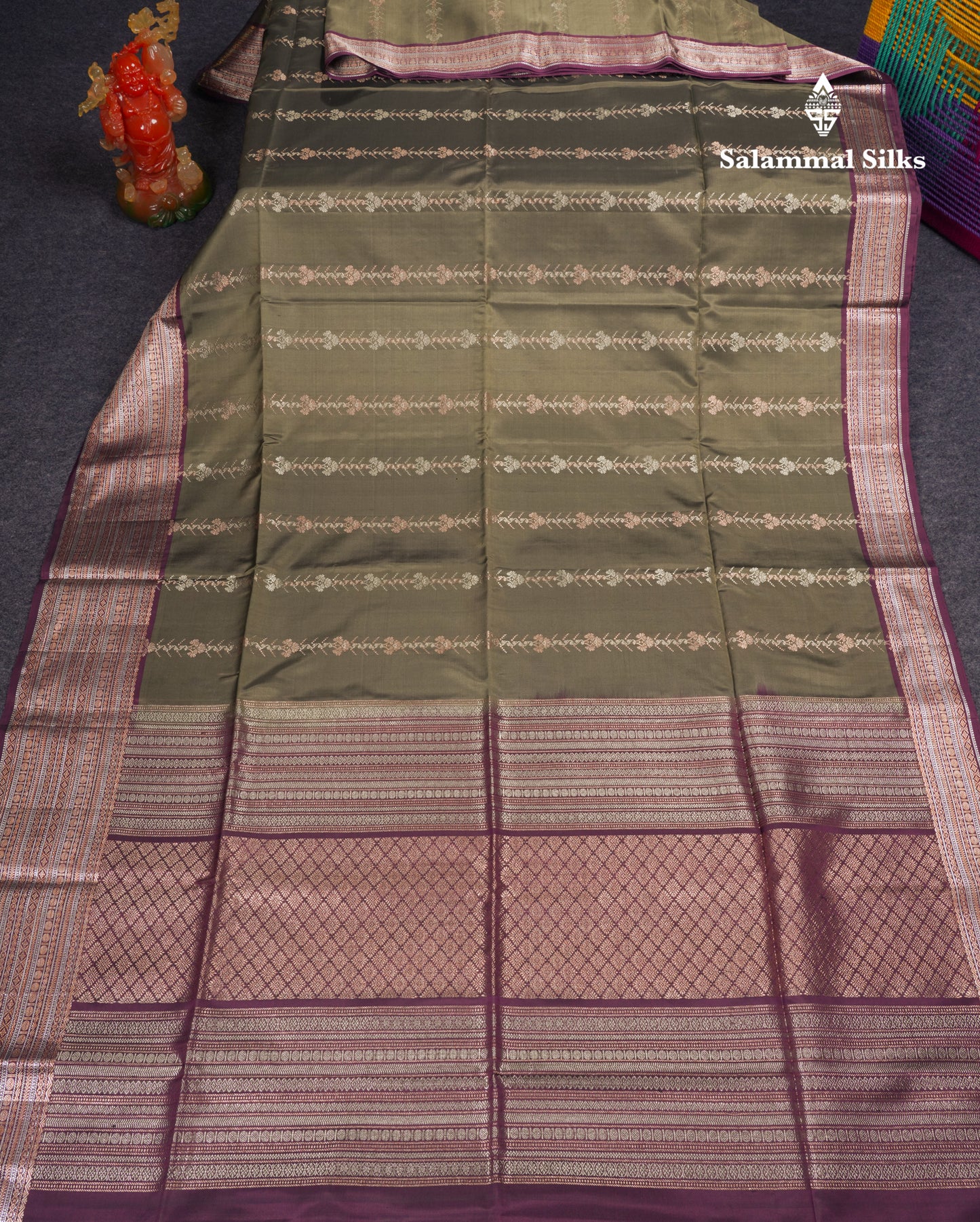 Beautiful Olive Green Pure Kanjivaram Soft Silk Saree With Contrast Dark Magenta Border