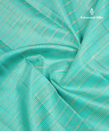 Beautiful Sapphire Green 2G Pure Kanjivaram Silk Saree With Contrast Dark Purple Traditional Evening Morning Border