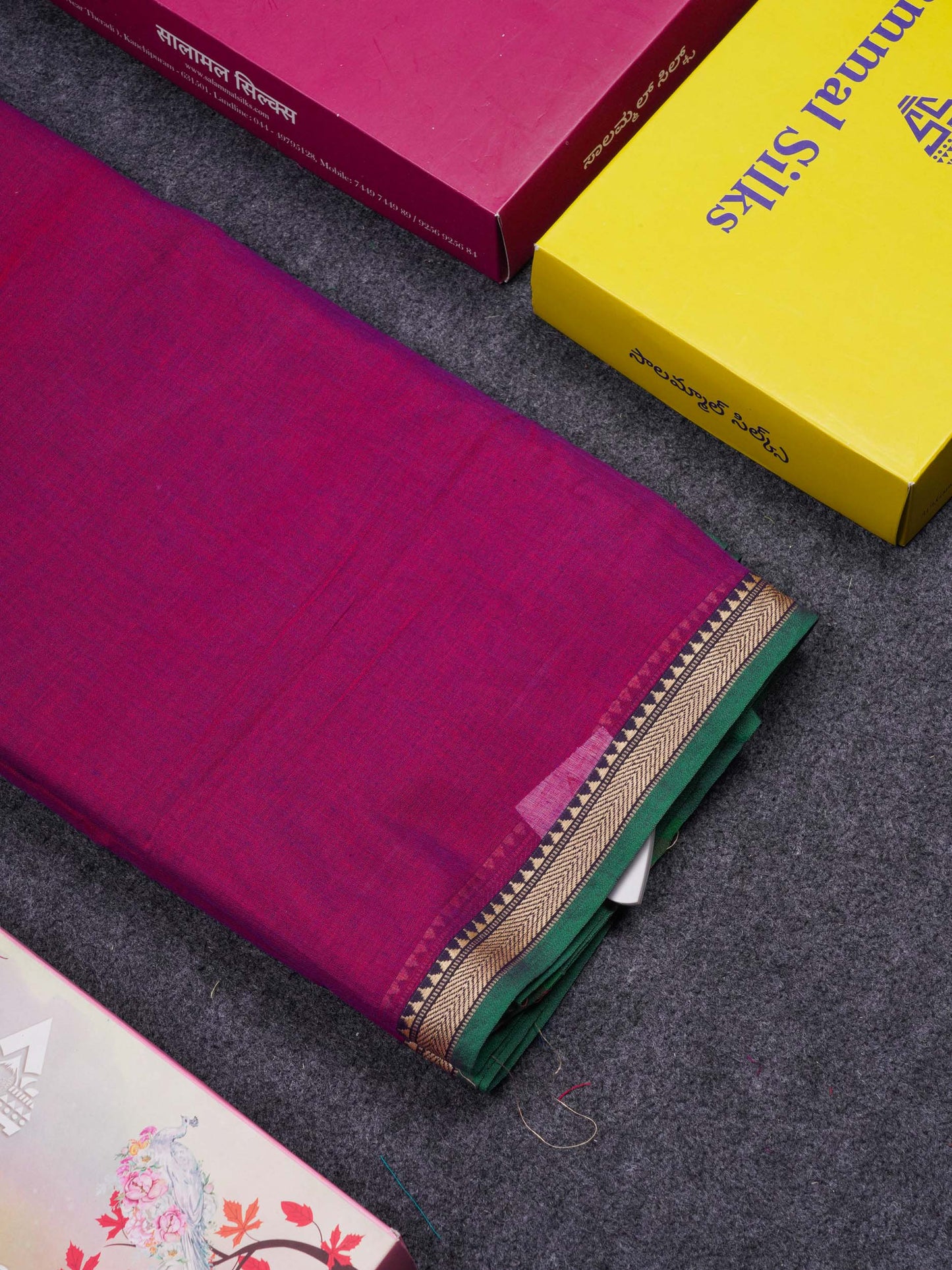 Beautiful Dual Tone Magenta Plain Pure Cotton Saree With Traditional Small Thread Work Border