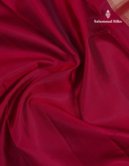 Beautiful Maroon Plain Pure Kanjivaram Pure Silk Saree with Traditional Pallaku Border
