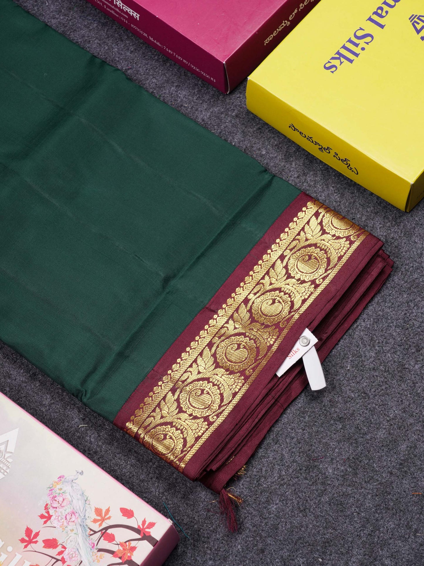 Beautiful Bottle Green 9Yards Pure Silk Saree With (3.6 inch) Contrast Dark Brown Traditional Border