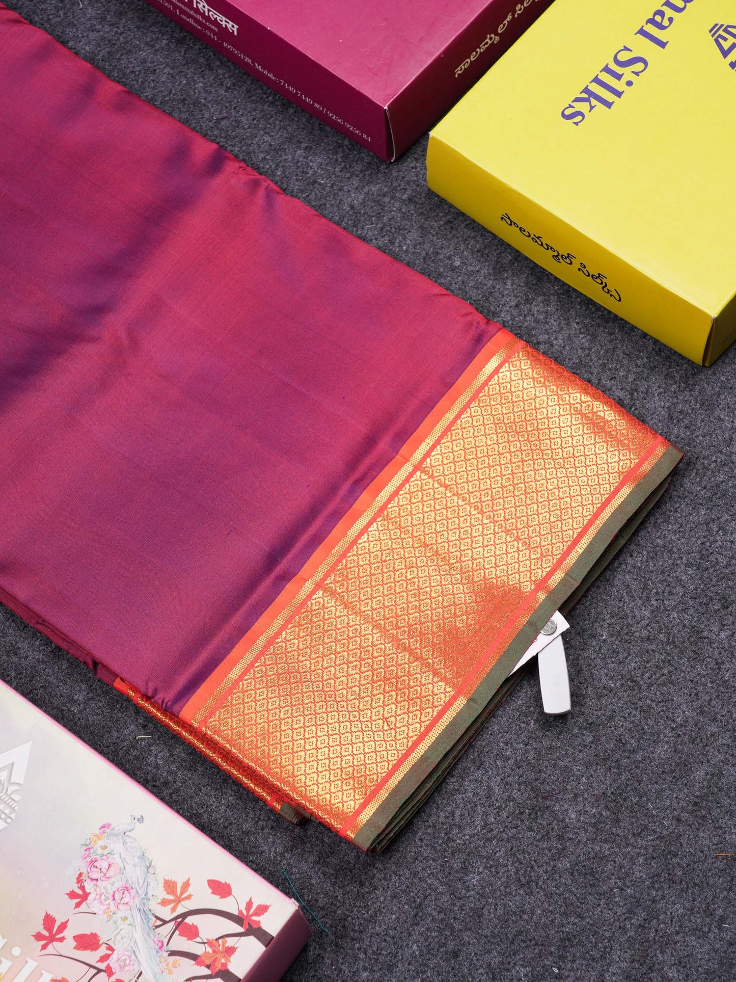 Beautiful Dual Tone Magenta 10 Yards Pure Silk Saree With (5inch) Contrast Orange Traditional Border