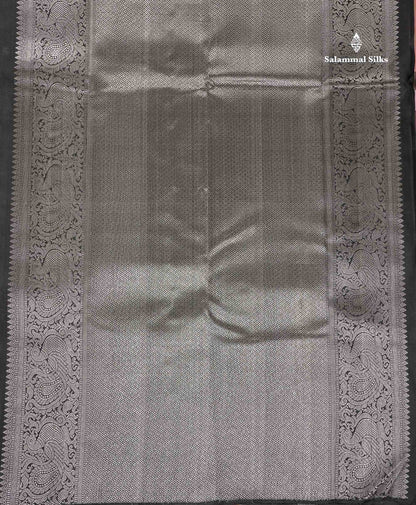 Pure Kanjivaram Silk Saree - Burberry Checks With Contrast Black Blouse