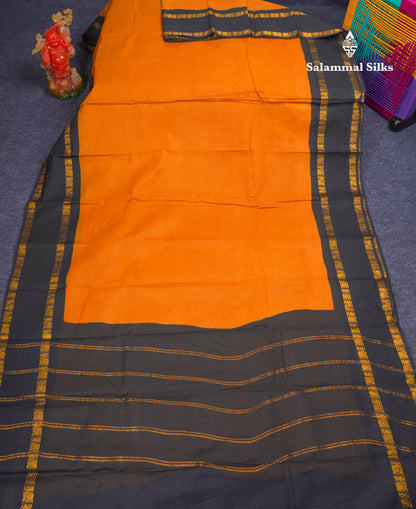 Beautiful Purple Plain Sungudi Cotton Saree With Contrast Navy Blue Traditional Rettapet Border