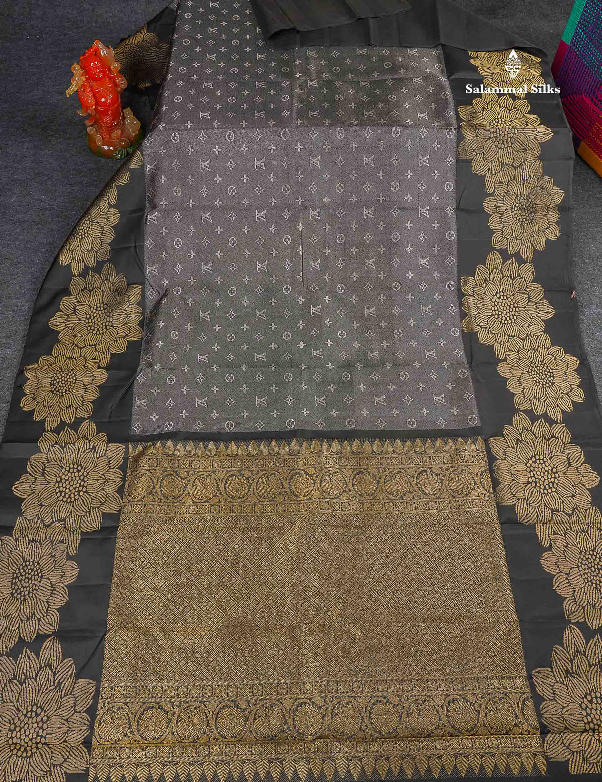 Pure Kanjivaram Silk Saree - Black Colour Body With Long Fancy Border