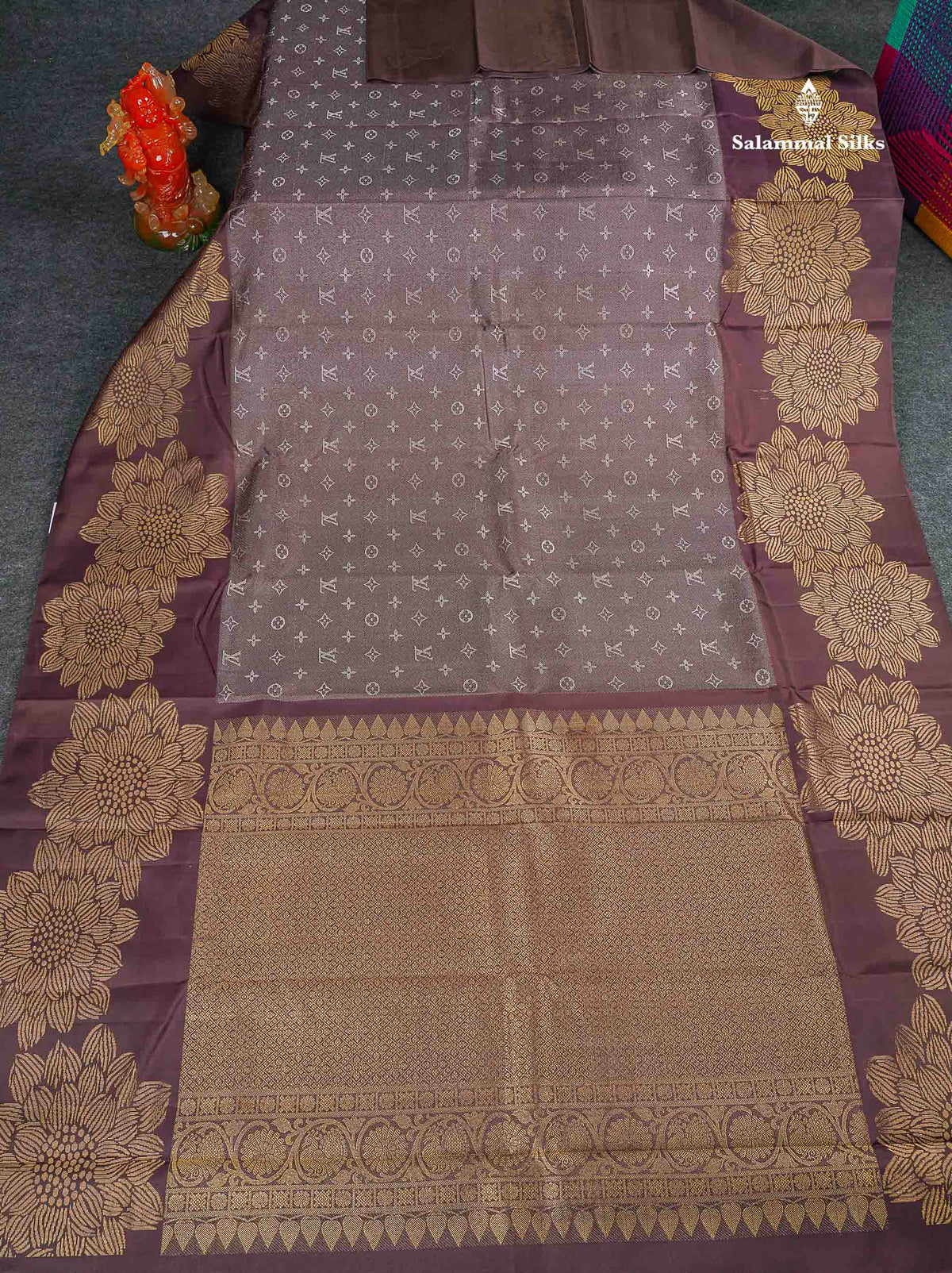 Pure Kanjivaram Silk Saree - Dusty Mauve Colour Body With Long Fancy Border
