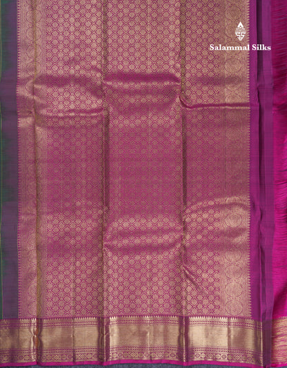 Beautiful Bottle Green Pure Kanjivaram Silk Saree With Contrast Magenta Traditional Border