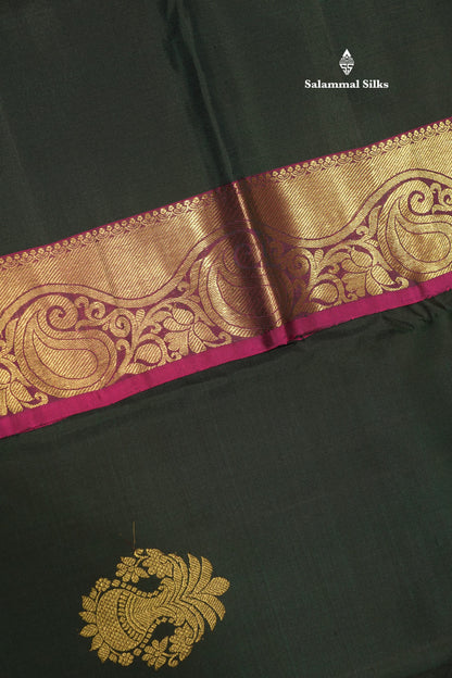 Bottle Green Colour Pure Kanjivaram Silk Saree With Contrast Magenta Border