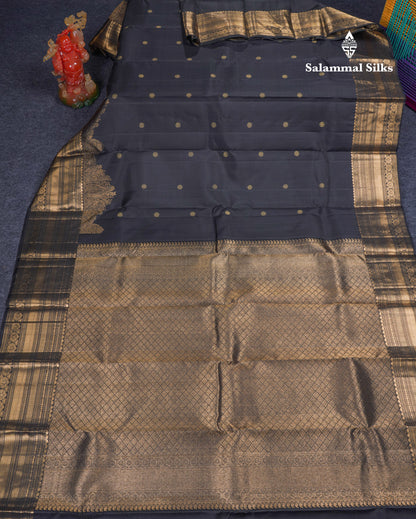 Beautiful Black Pure Kanjivaram Silk Saree With Traditional & Turning Border