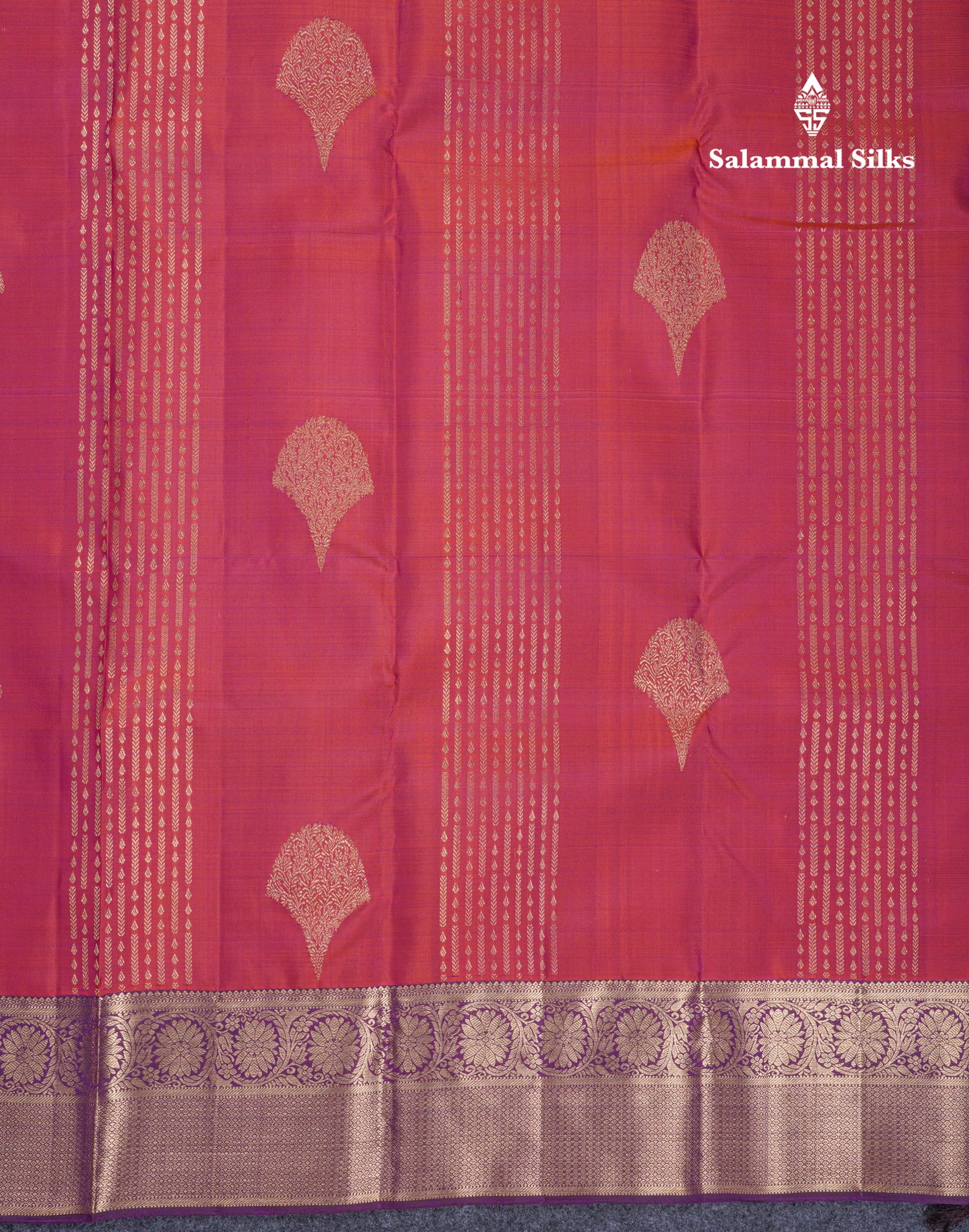 Beautiful Dual Tone Pinkish Orange Pure Kanjivaram Silk Saree With Contrast Dark Purple Border