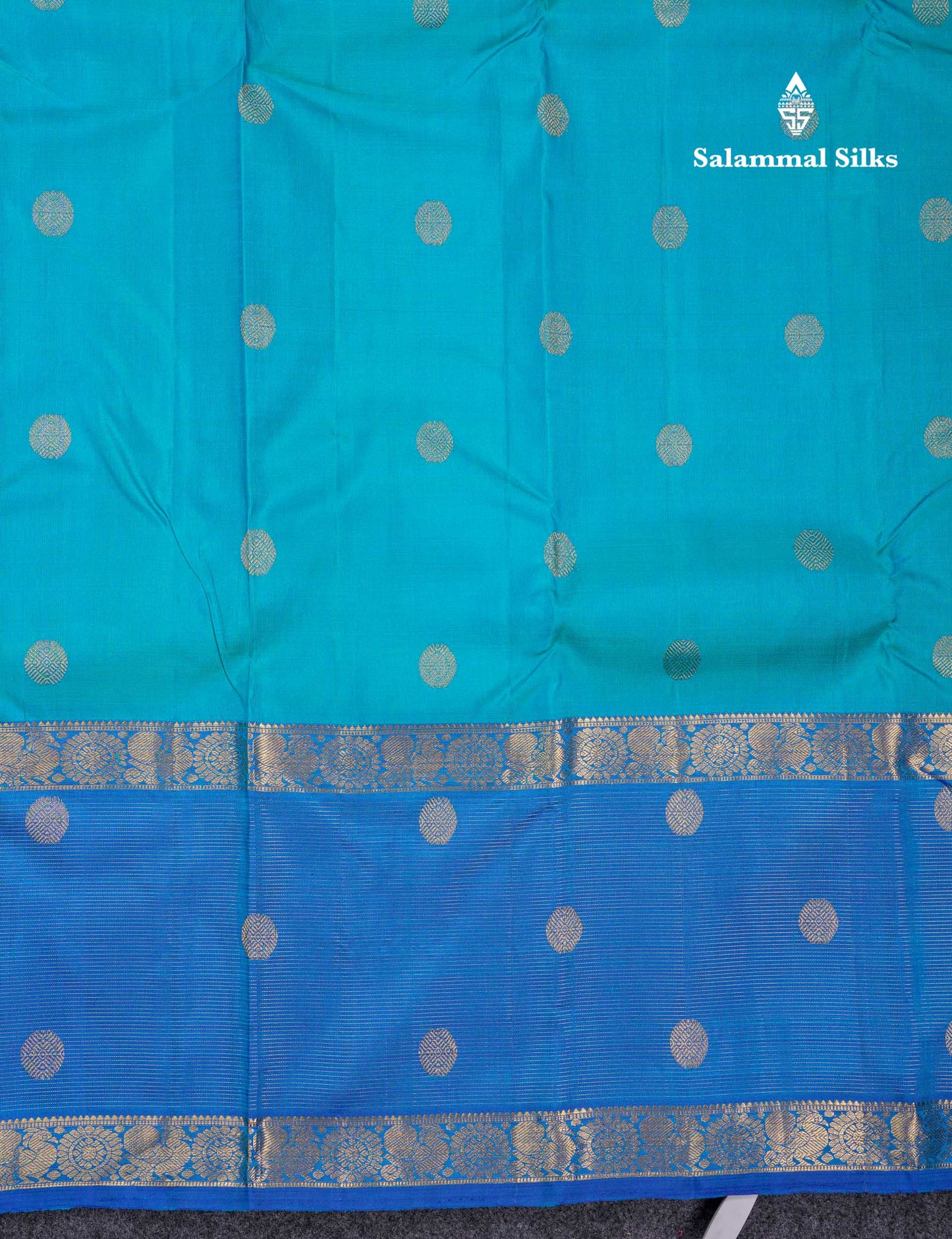 Beautiful Light Ramar Blue Pure Kanjivaram Silk Saree With Contrast Anandha Blue Traditional Vaira Oosi With Butta Long Border