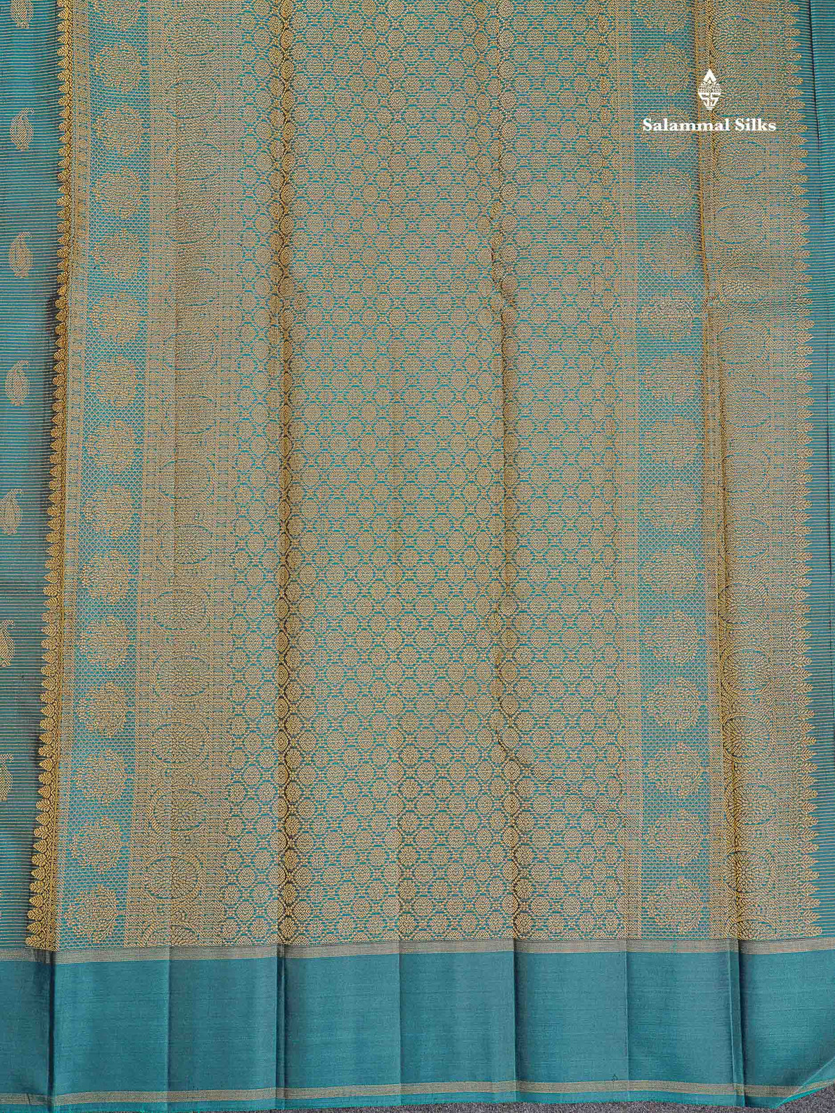 Pure Kanjivaram Silk Saree - Vadamalli Colour Body Vaira Oosi Lines With Butta & Plain Border