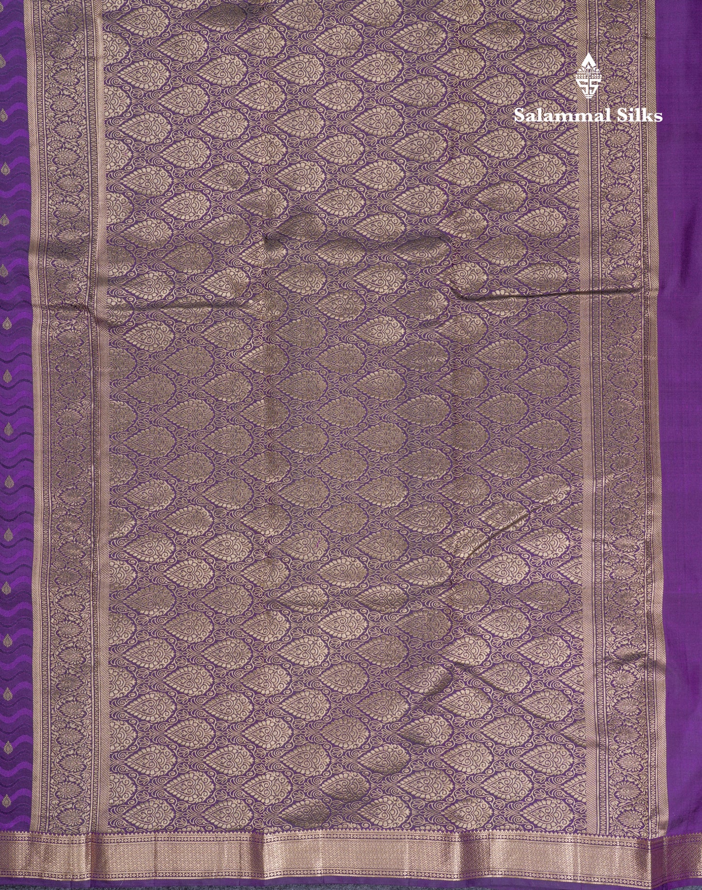 Beautiful Dark Purple Pure Kanjivaram Silk Saree With Traditional Small Border