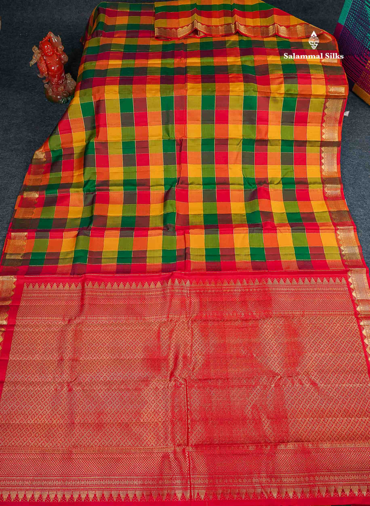 Pure Kanjivaram Silk Saree - Paalum Pazham Checks With Traditional Small Border 