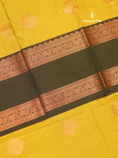 Manthulir Yellow Colour Small Checks Semi Silk Saree With Contrast Bottle Green Double Border