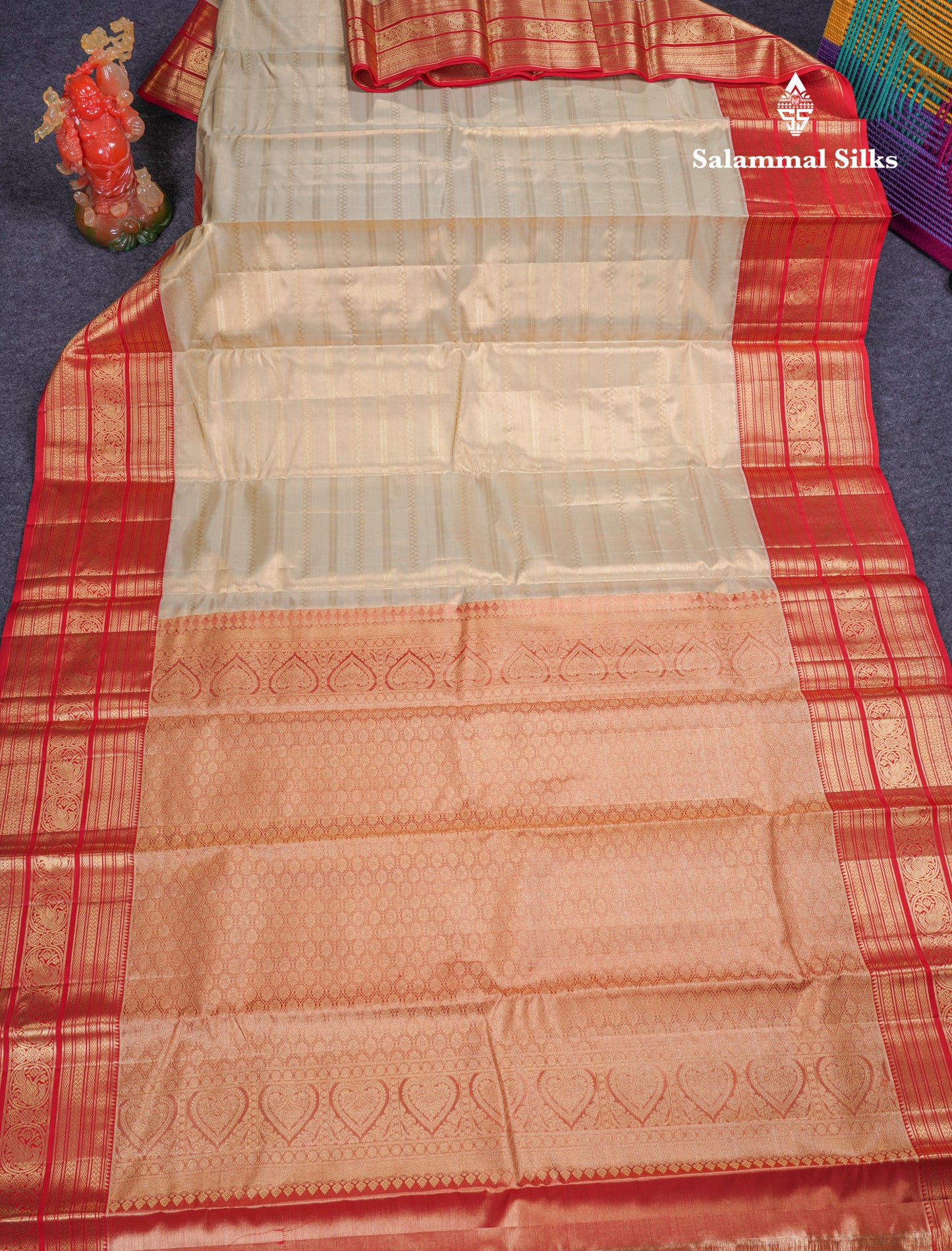 Beautiful Beige Tissue Bridal Pure Kanjivaram Silk Saree With Contrast Chilly Red Traditional Border