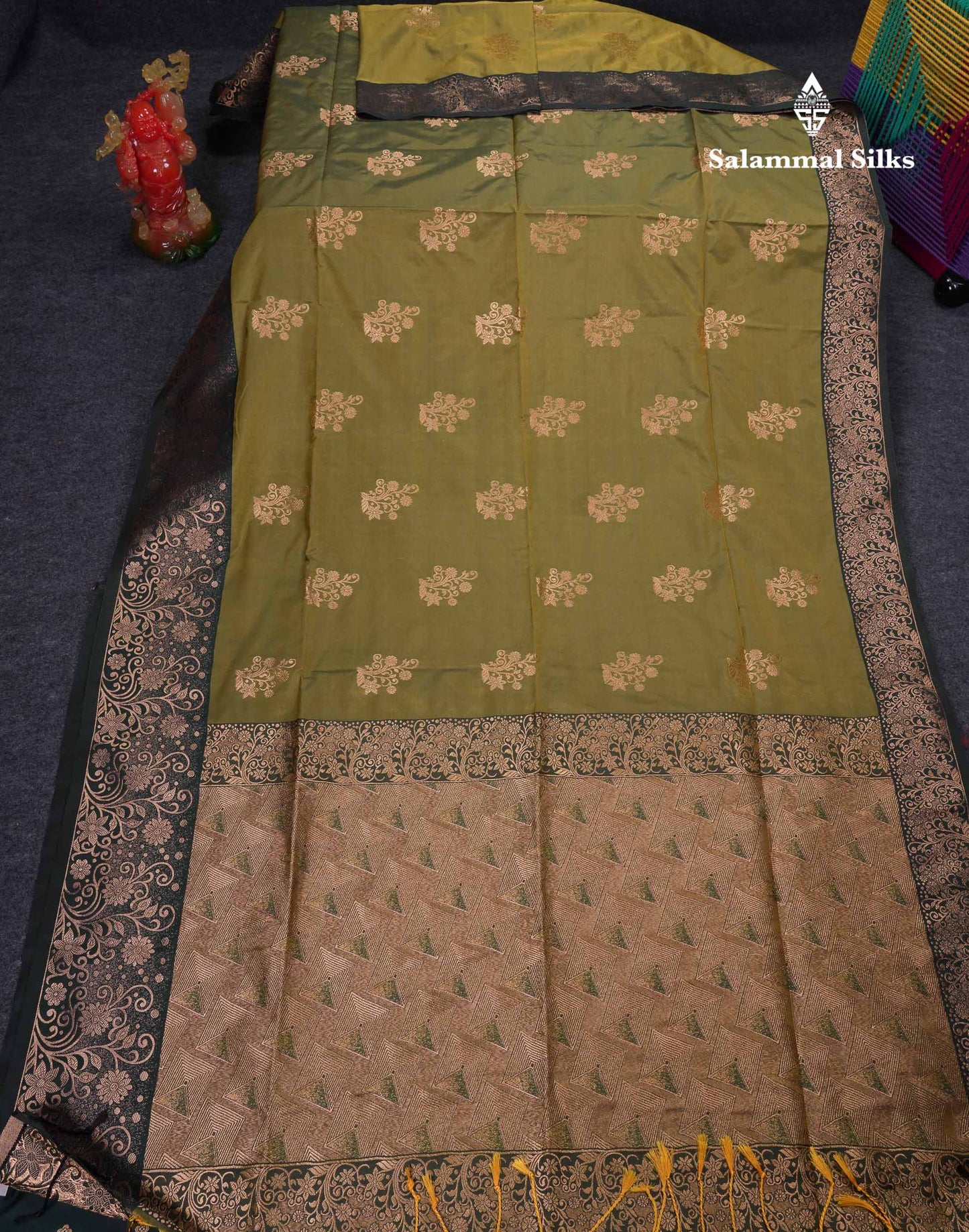 Beautiful Manthulir Yellow Semi Silk Saree With Contrast Pink Fancy Border