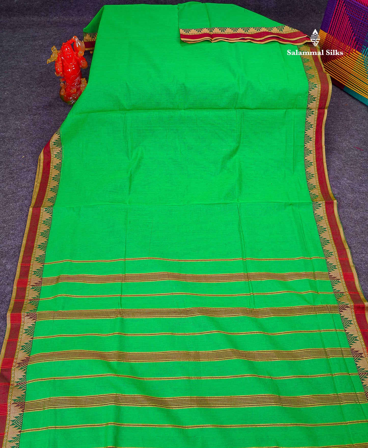 9 Yards Beautiful Reddish Pink Plain Pure Cotton Saree With Maroon Traditional Temple Border