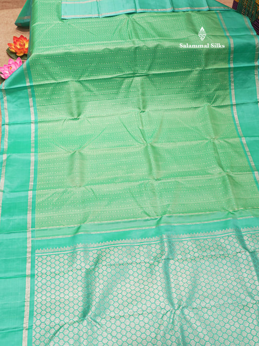 Rexona Green Colour Pure Kanjivaram Silk Saree With Contrast Sapphire Blue Border