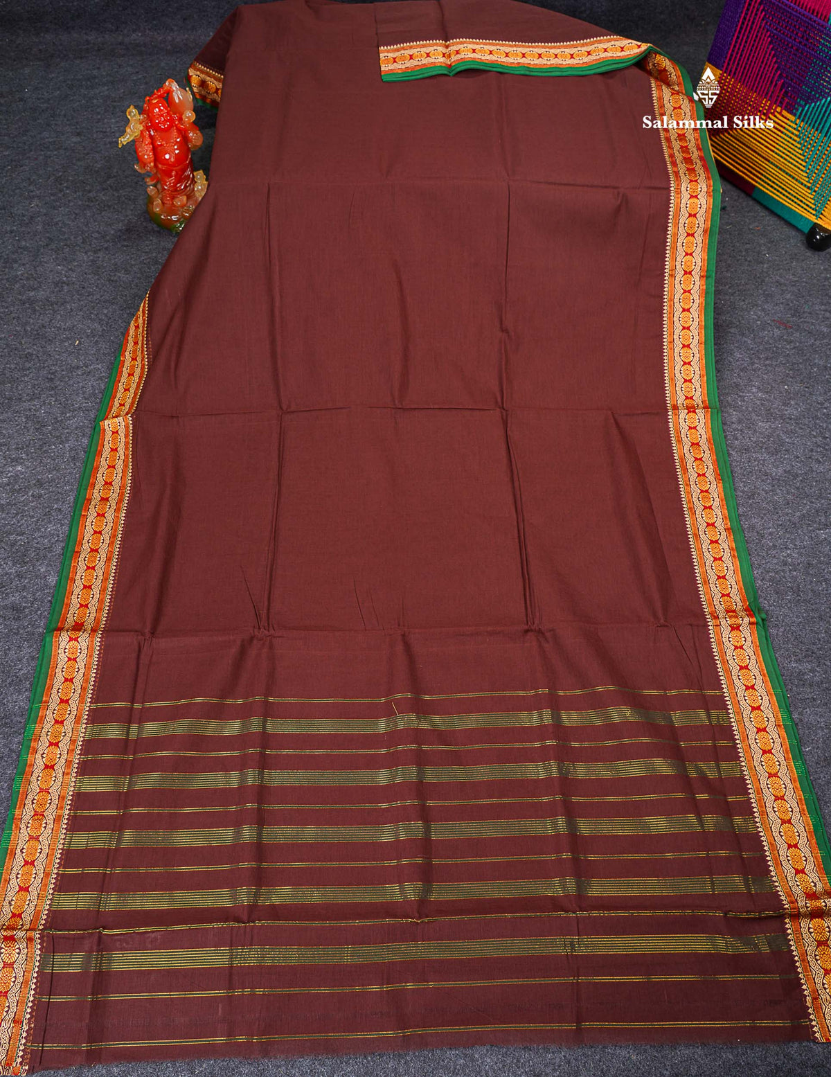 9 Yards Beautiful Navy Blue Plain Pure Cotton Saree With Maroon Border