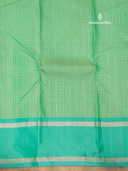 Rexona Green Colour Pure Kanjivaram Silk Saree With Contrast Sapphire Blue Border