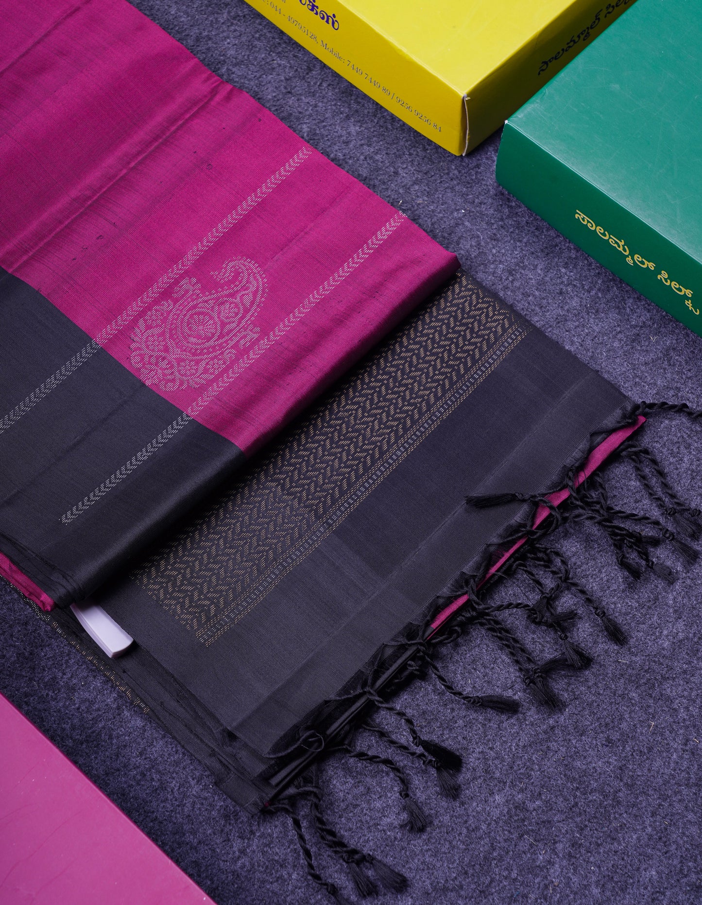 Beautiful Bottle Green PureMix Kanjivaram Soft Silk Saree With Contrast Black Fancy Border