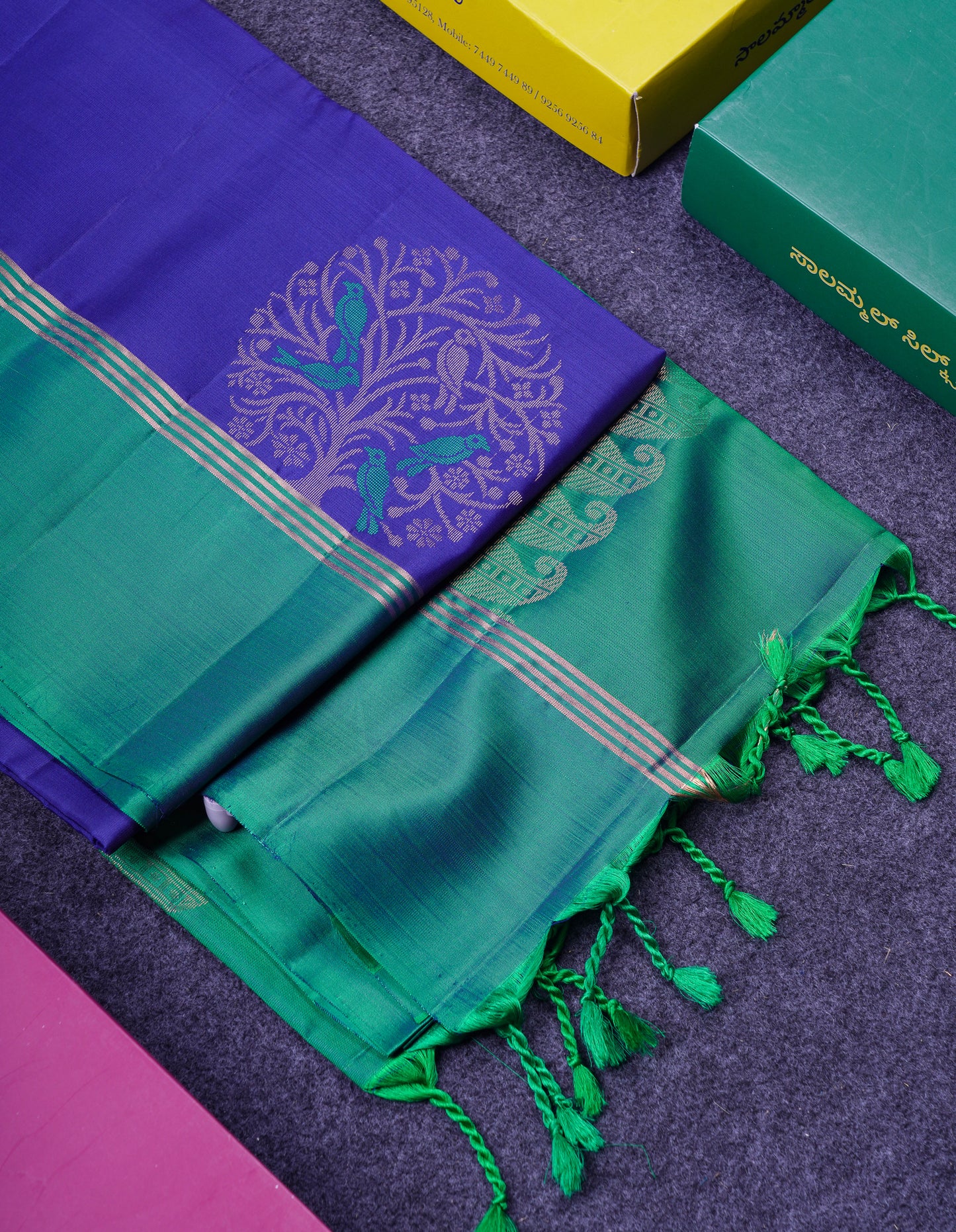 Beautiful Navy Blue Pure Mix Kanjivaram Soft Silk Saree With Contrast Dual Tone Peacock Green Fancy Border