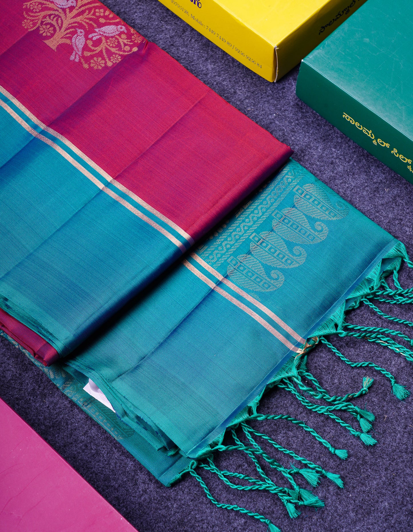 Beautiful Purple PureMix Kanjivaram Soft Silk Saree With Contrast Dual Tone Peacock Green Fancy Border