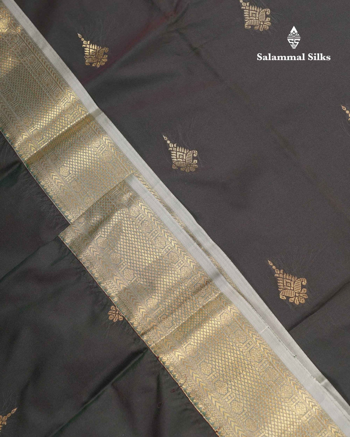 Beautiful Dual Tone Bottle Green Semi Silk Saree With Contrast Greenish Grey Traditional Medium Border
