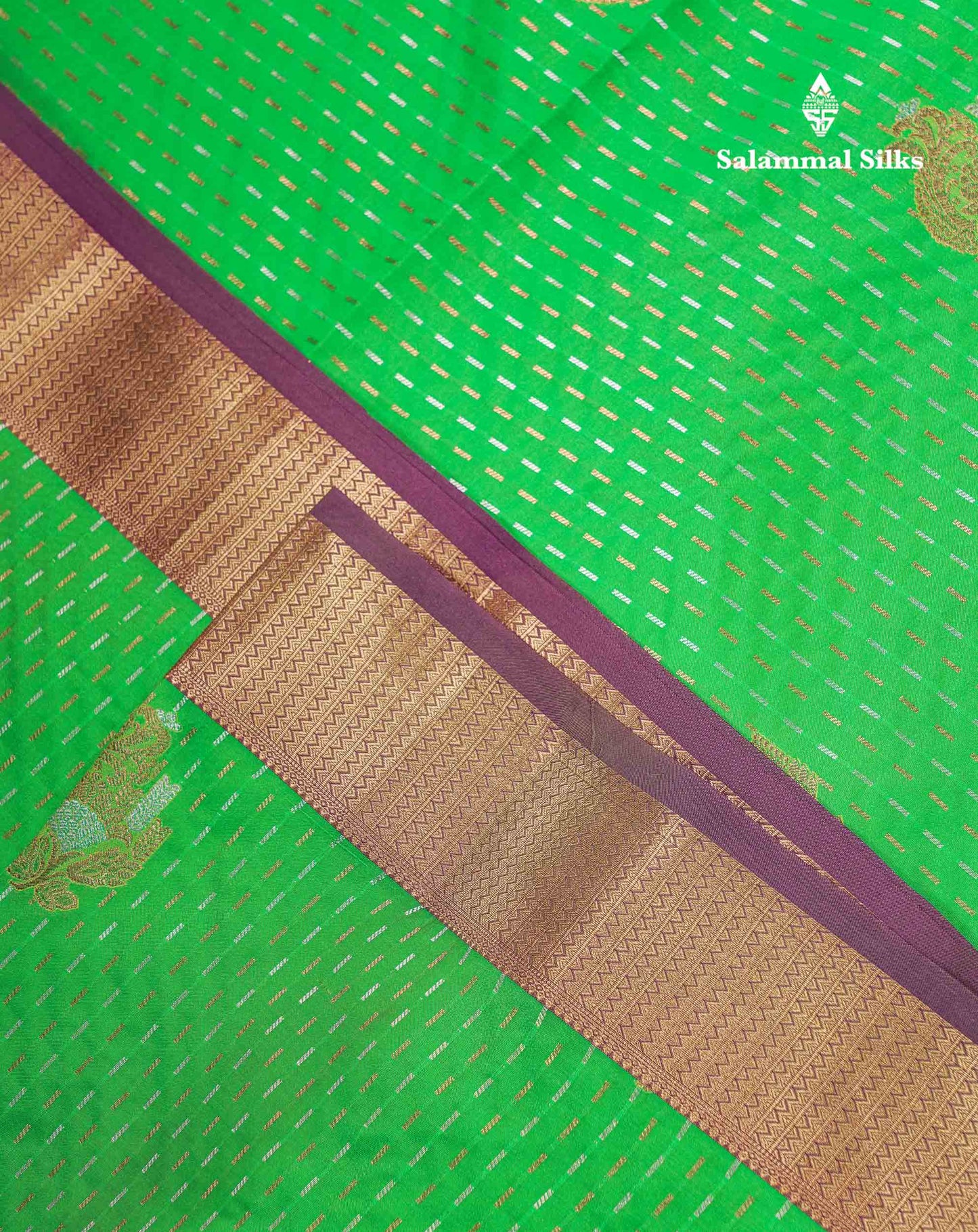Beautiful Maroon Silver & Gold Zari Semi Soft Silk Saree With Contrast Bottle Green Traditional Pallaku  Evening Morning Border