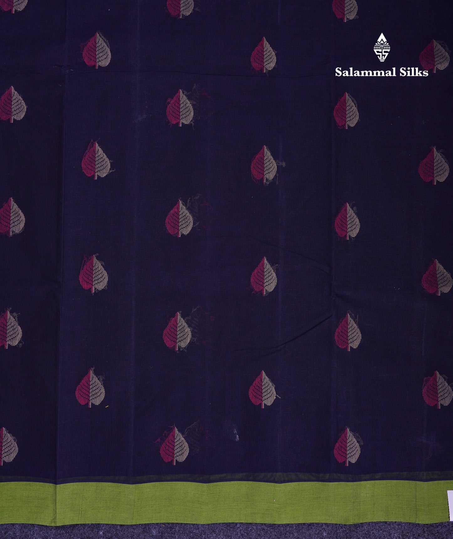 Beautiful Navy Blue Thread Work Butta Handloom Pure Cotton Saree With Contrast Parrot Green Blouse