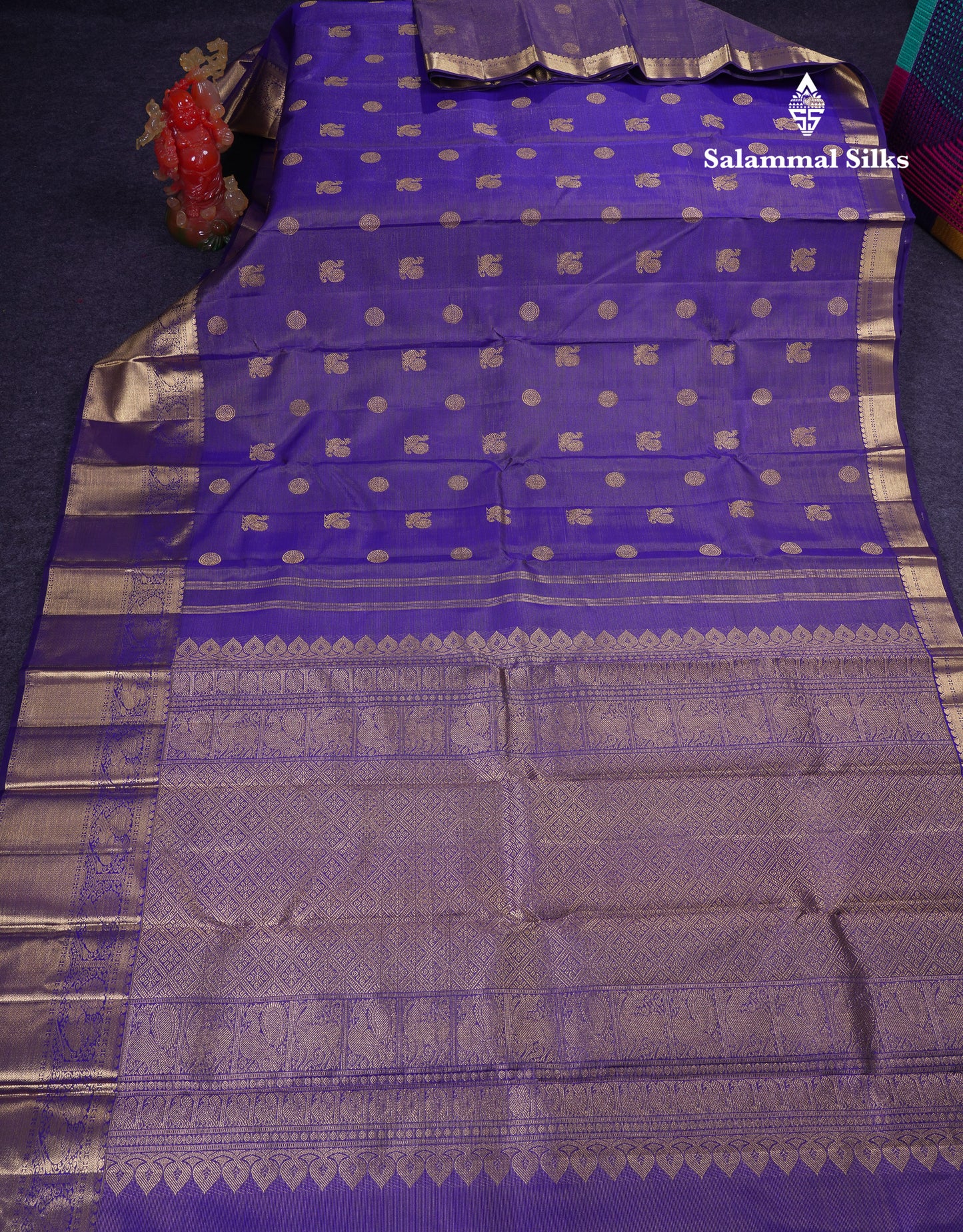 Beautiful Violet Vaira Oosi Mayil & Chakaram Buttas Pure Kanjivaram Silk Saree With Traditional Evening Morning Border