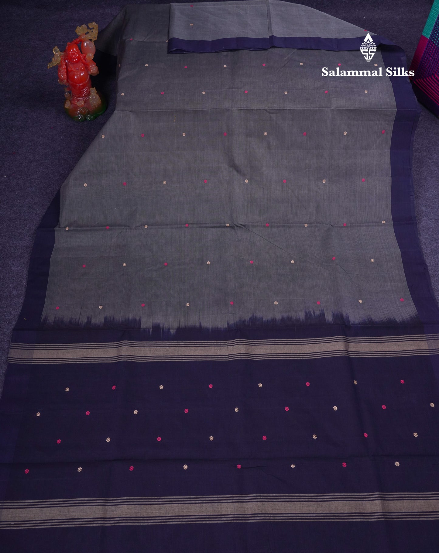 Beautiful Grey Thread Work Butta Handloom Pure Cotton Saree With Contrast Navy Blue Blouse
