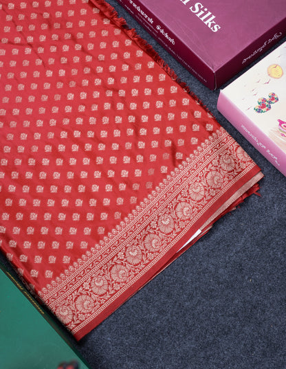 Beautiful Chilly Red Russian Silk Saree With Fancy Self Border