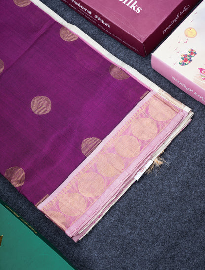 Magenta Colour Pure Silk Cotton Saree With Contrast Half White Blouse