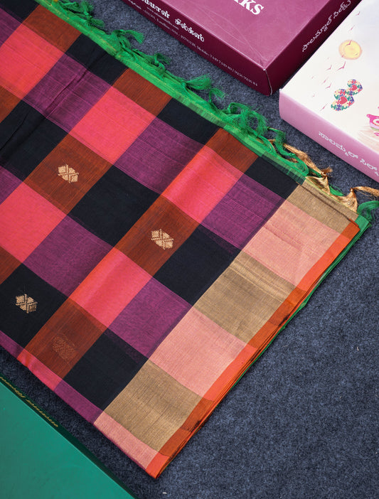 Paalum Pazham Checks Pure Silk Cotton Saree With Contrast Parrot Green Blouse