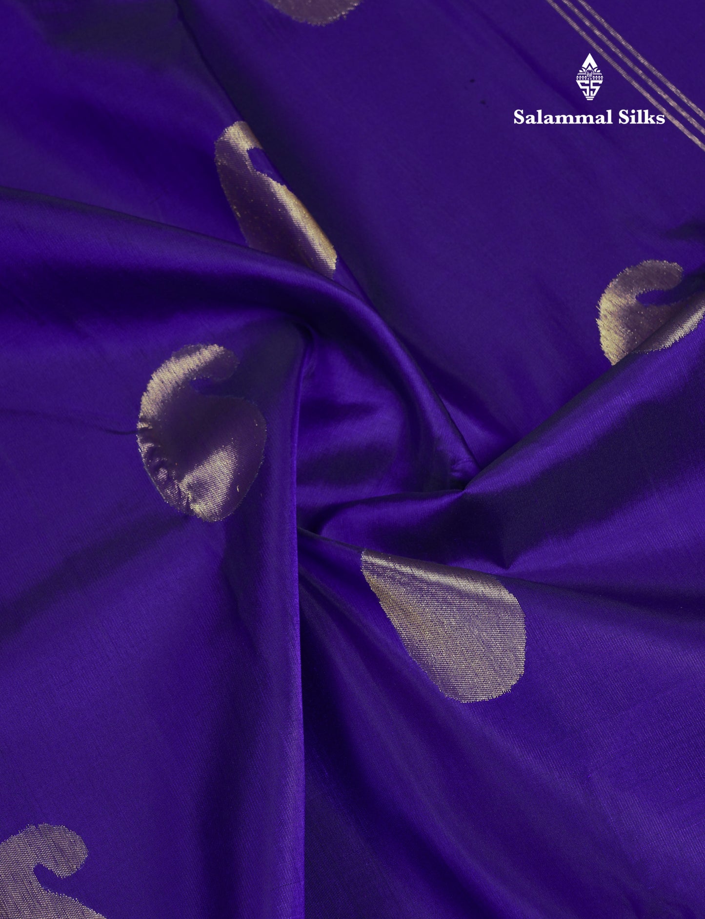 Beautiful Dual Tone Navy Blue 8Kol Pure Kanjivaram Silk Saree With Blouse