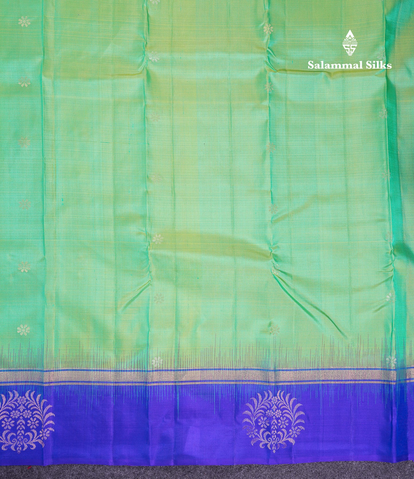 Beautiful Dual Tone Rexona Green Pure Kanjivaram Silk Saree With Contrast Navy Blue Fancy Border