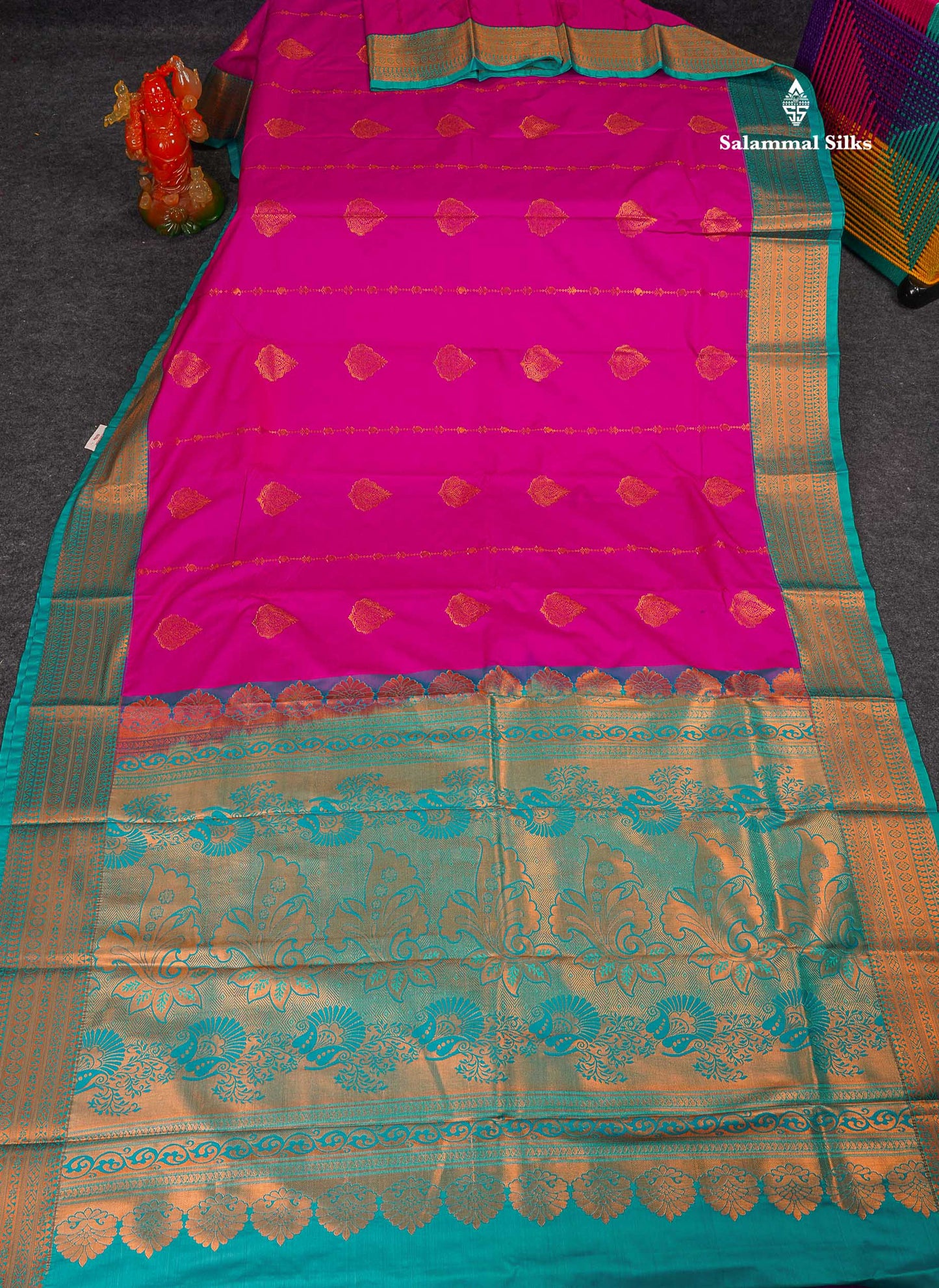 Semi Silk Saree - Pink Body Butta With Contrast Light Rexona Green Traditional Border