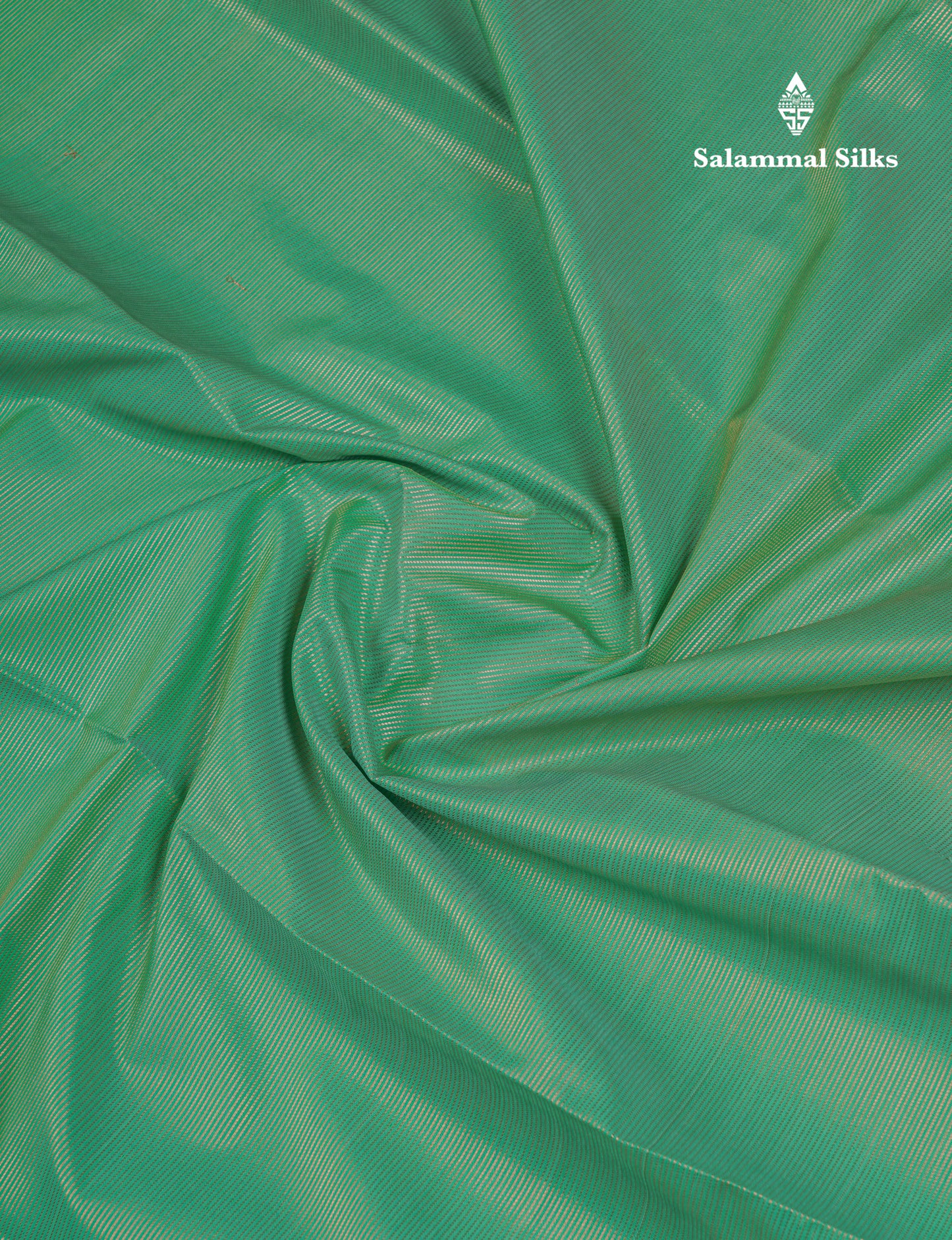 Beautiful Green Vaira Oosi Semi Silk Saree With Contrast Pink Border