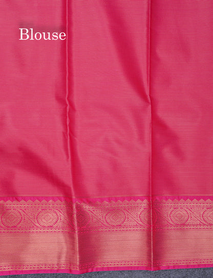 Beautiful Green Vaira Oosi Semi Silk Saree With Contrast Pink Border